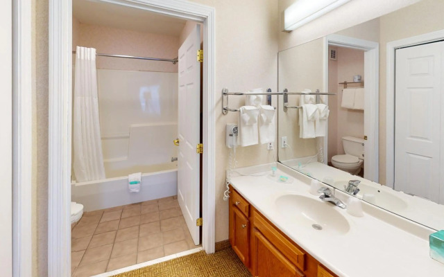 Smart Suites on the Hill