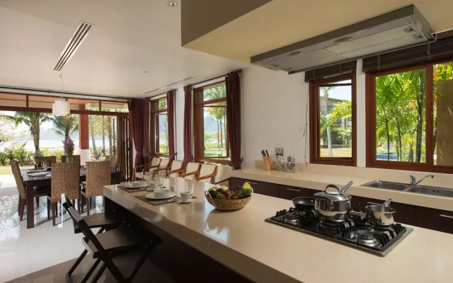 Amatapura Beach Villa 1