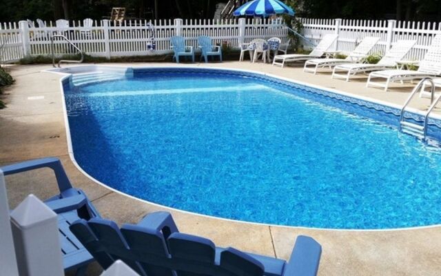 Atlantic Birches Inn