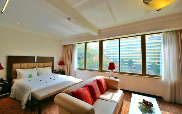 Dong Fang Hotel Guangzhou