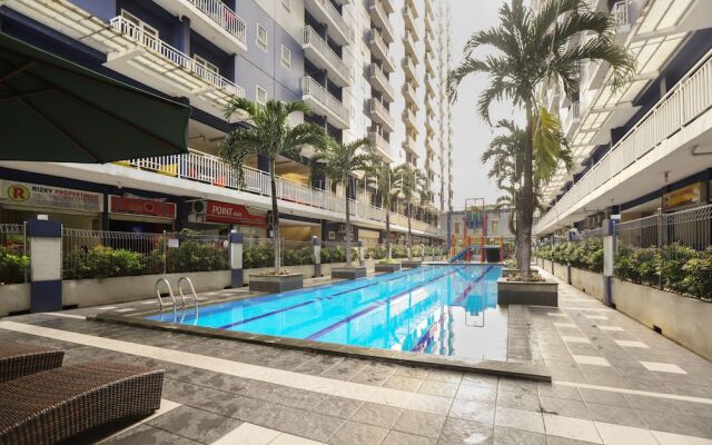 Lauv Room Grand Centerpoint by OYO Rooms