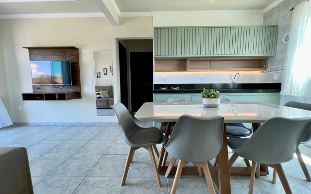 Explore Mariscal a 150 M da Praia - V1