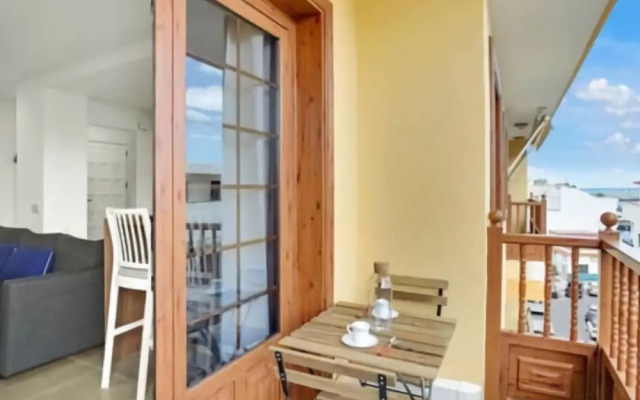 Nice Apartment With Terrace in Candelaria