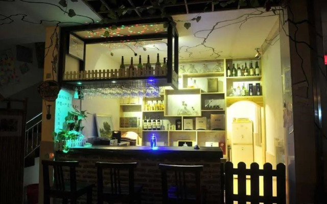 Danxia Impression Inn