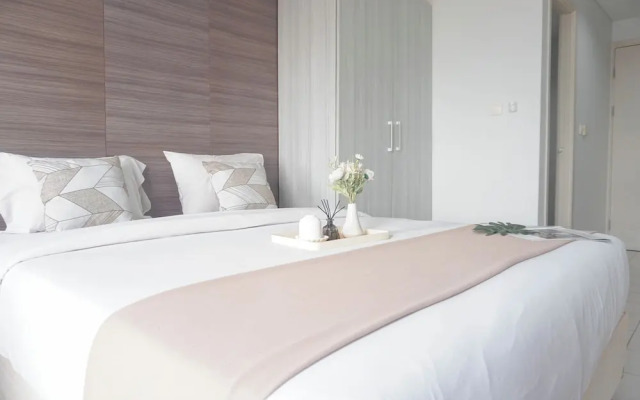 Restful And Homey Studio Patraland Urbano Apartment