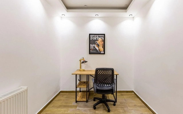 Phenomenal Duplex Flat Near Nisantasi in Besiktas