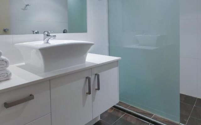 Rocks Resort Currumbin Beach