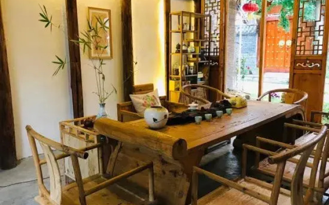 Yinian Huakai Homestay (Chongzhou Jiezi Ancient Town)