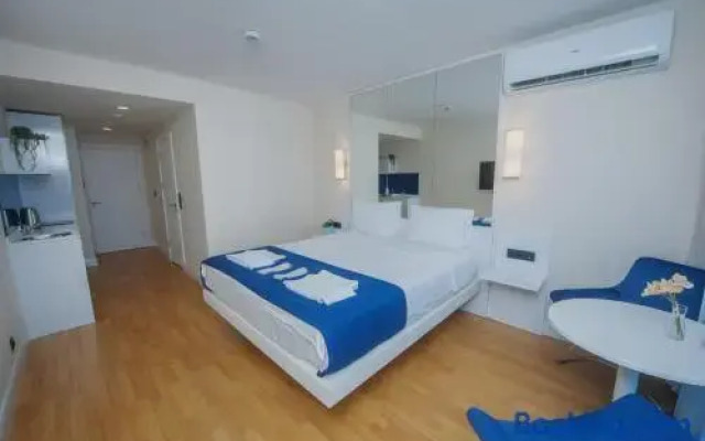 Seaside Apartments