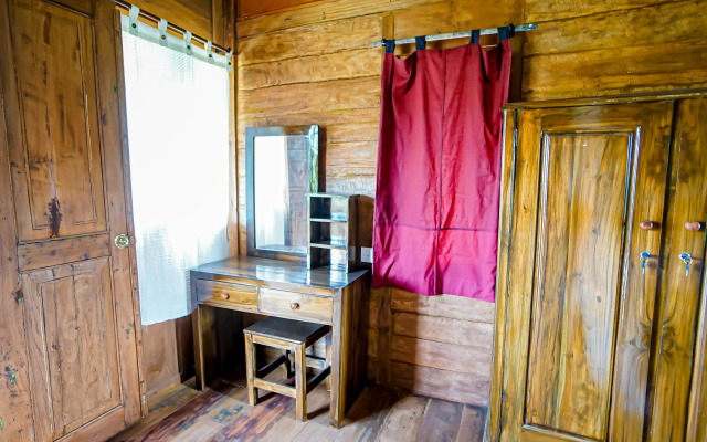 Cening Bagus Bungalows by ZUZU