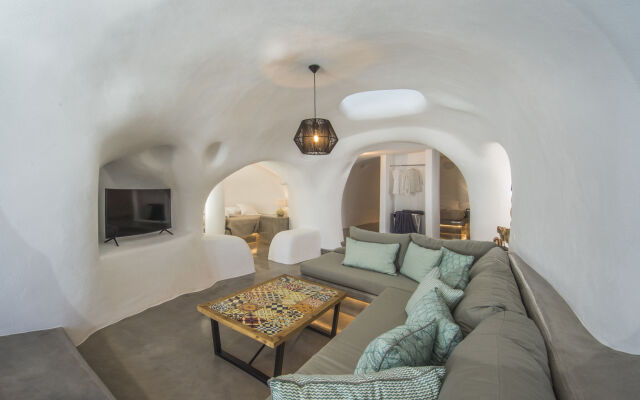 Aqua Serenity Luxury Suites - Adults Only