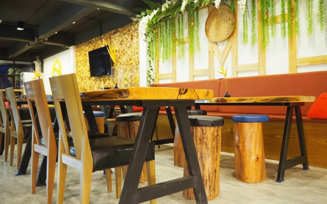 Hanuman V.I.P Hostel (SHA Extra Plus)
