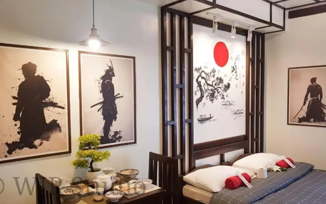 Queen Bed Suite- Japanese Style