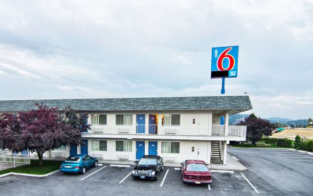 Motel 6 Coeur D'Alene, ID