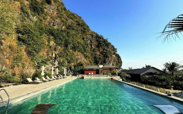 Athena Premier Resort Ninh Bình