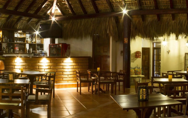 Casa de Adobe Gallery & Luxury Boutique