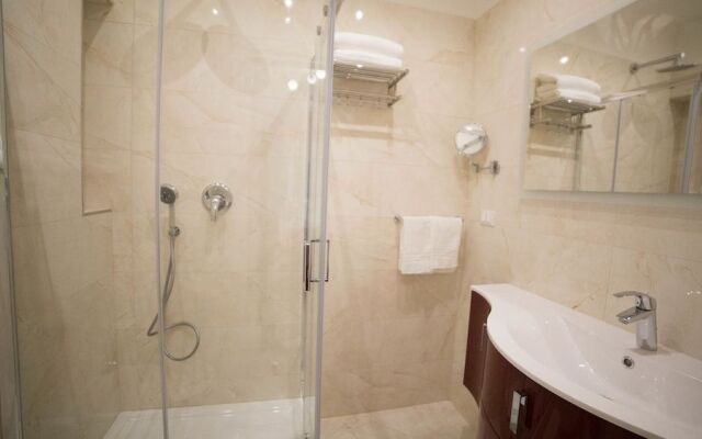 St. Peter Area Luxury Suites
