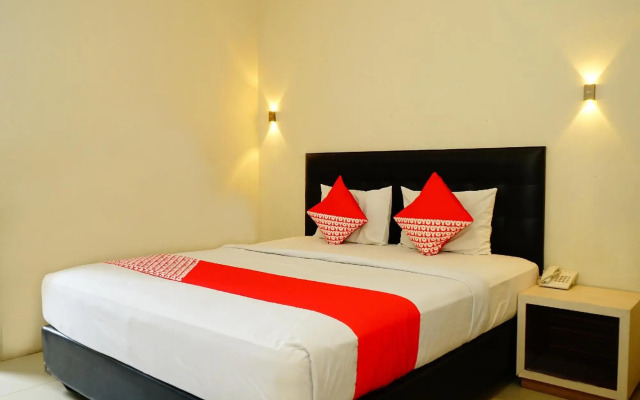 Hotel Golden Vella By OYO Rooms