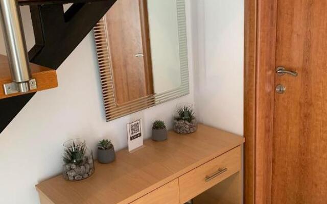 Haraki Style Studio Apartment
