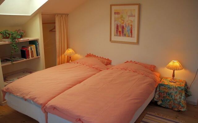 Rose-House Hillerød Bed and Breakfast