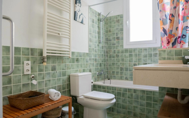 Seneca7 near paseo de gracia