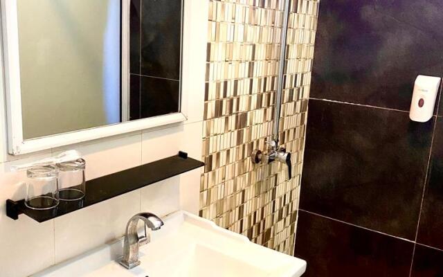 Os Hotel Tanjung Uncang Batam