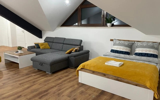 Apartament Rynek 13 z parkingiem - Centrum Bochni