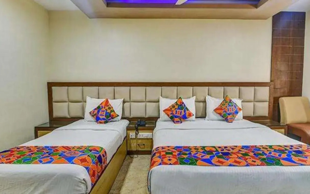 FabHotel Chennai Palace