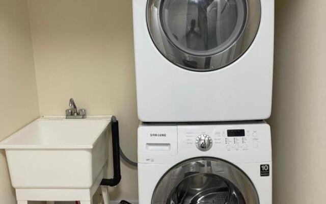 Yet Another Exquisite 3+1 Bedrooms Home Experience