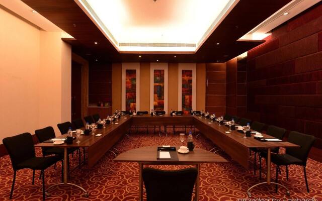 Golden Tulip Gurgaon Galgotia