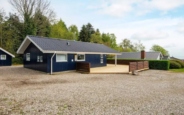 6 Person Holiday Home in Bjert