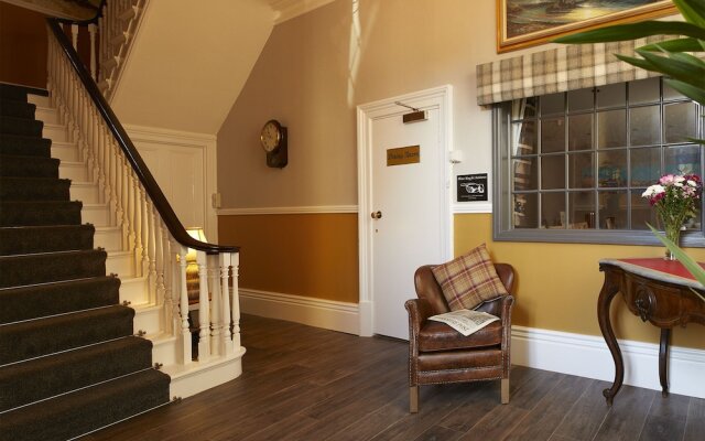 Ashburton House