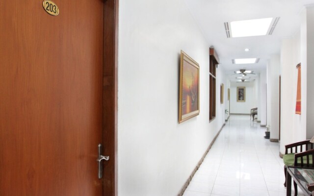 OYO 102 GP Residence