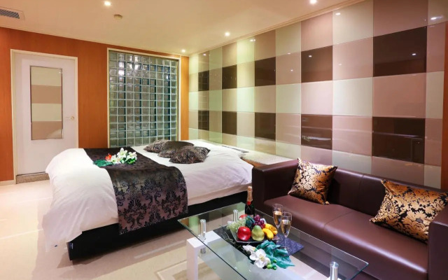 Hotel Bijou (Adult Only)