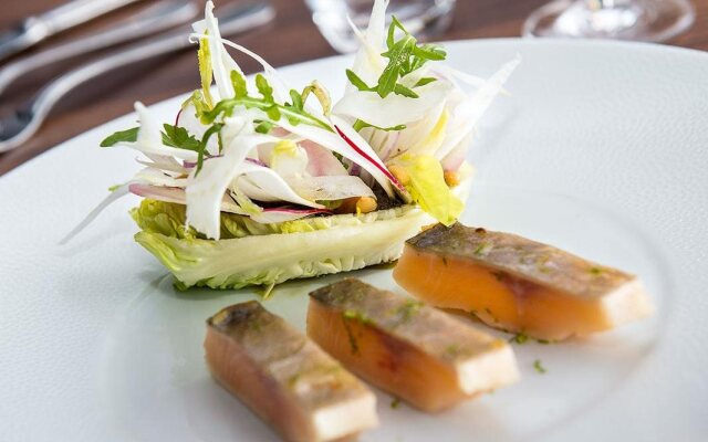 Les Roches Sweet Hotel & Spa