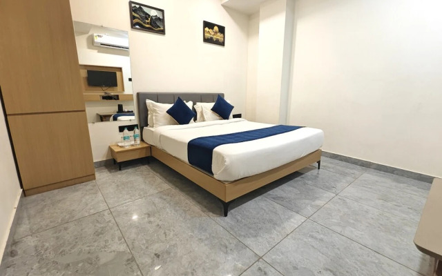 The Sky Comfort Hotel Krisha Dwarka