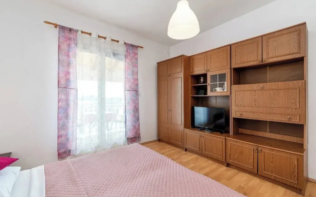 2 Bedroom Apartment in Tribunj