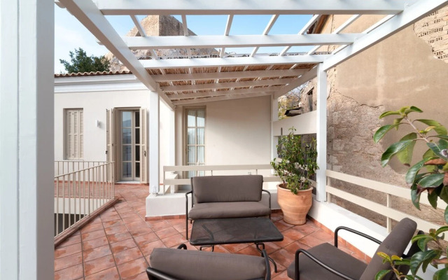 Acropolis Suites