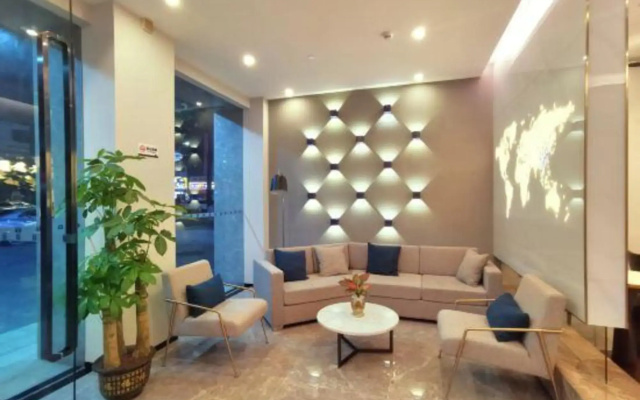 7 Days Premium Hotel (Fenggang Yongsheng Street New High Plaza Branch)