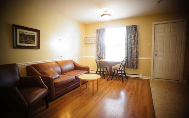 Silverwood Inn & Suites