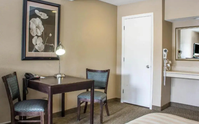 Red Roof Inn Tucson Downtown – University