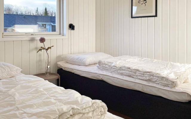 10 Person Holiday Home in Juelsminde-by Traum