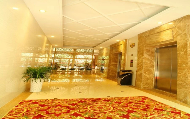 Dezhu Business Hotel