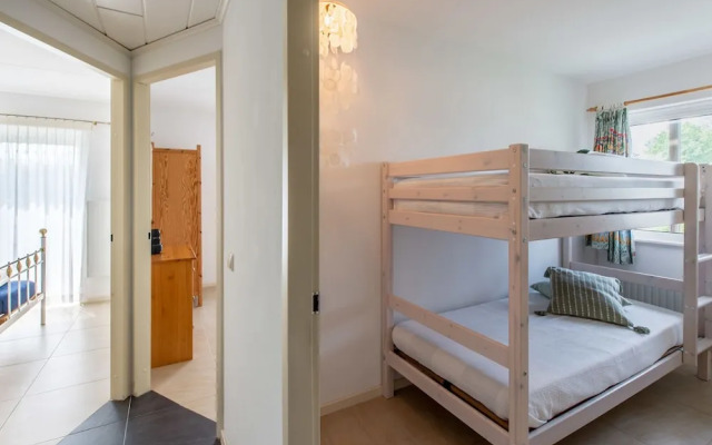 Water Villa Kortgene by Veerse Meer