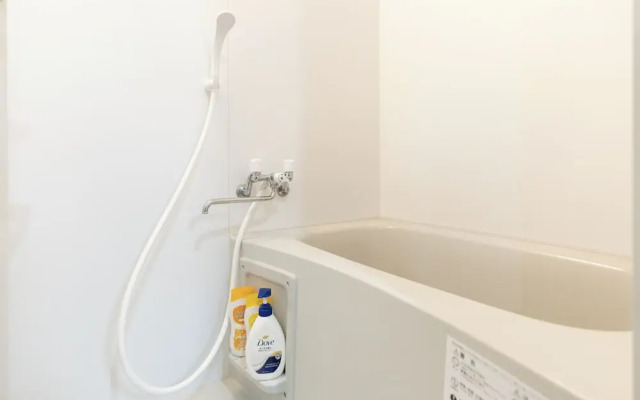 LUNA HOUSE 102 New Open Near The Station