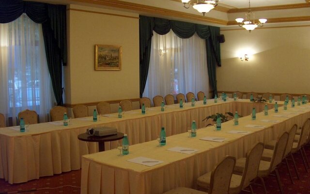 Ramada by Wyndham Bucharest Majestic
