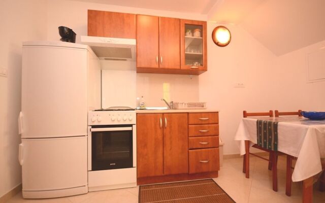 Apartments and Room Mirjana