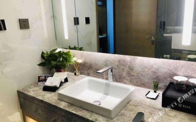 Xinzheng Junhe Hotel