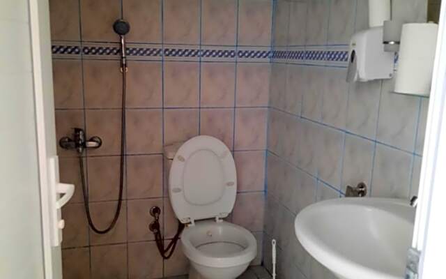 Maviay Hotel