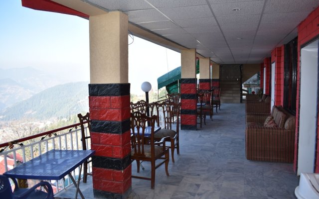 Al-Qamar Hotel Murree